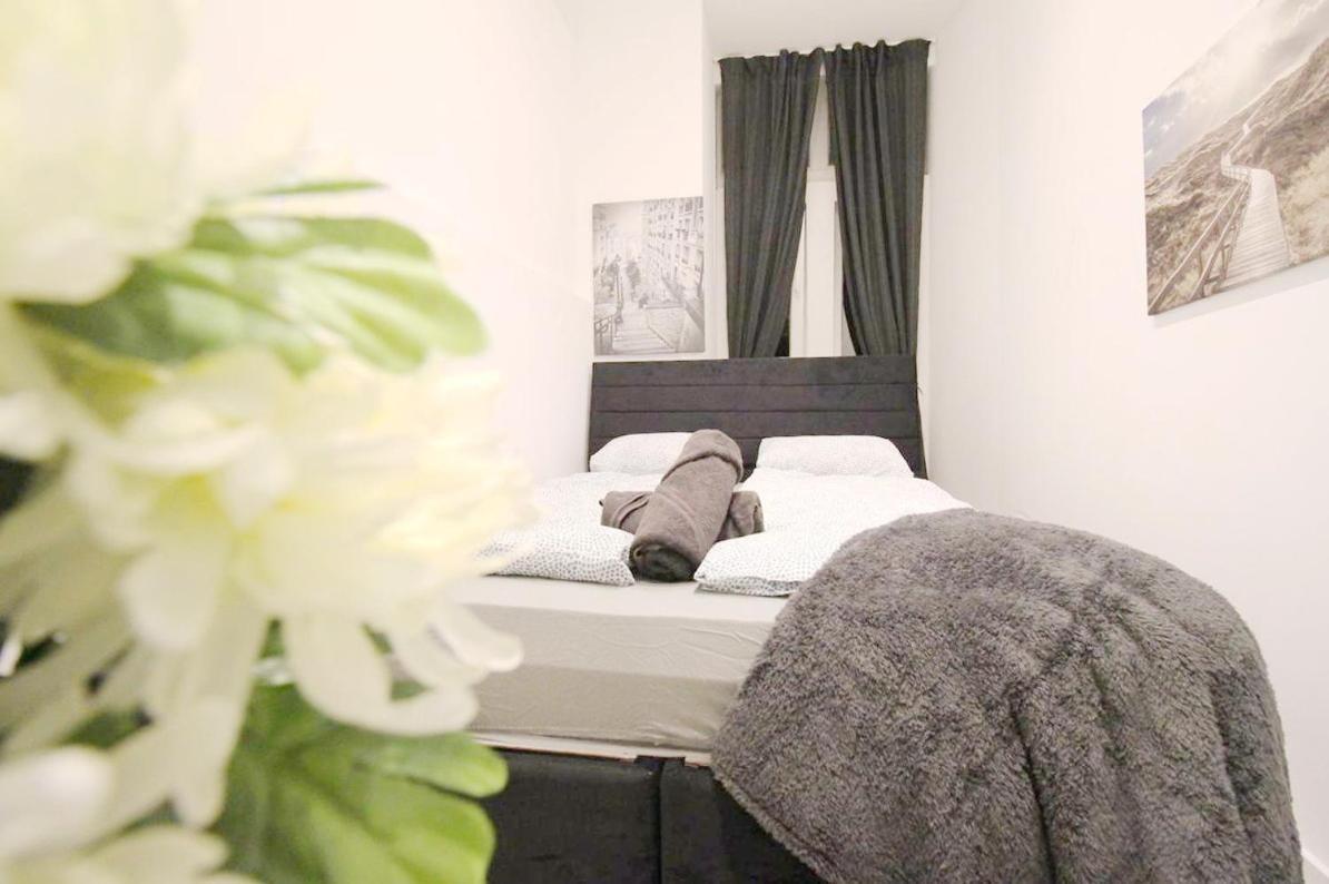 Comfortable Rooms In Akh Area Wien Exteriör bild